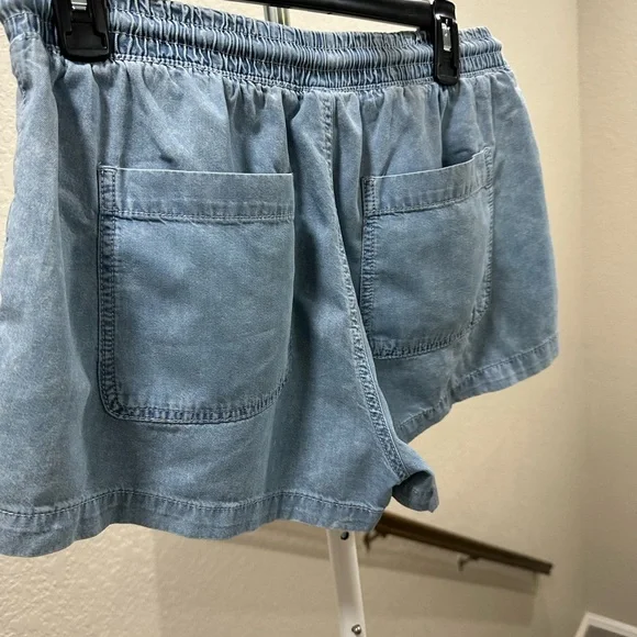 Celebrity Pink High Waist Blue Shorts - Picture 2 of 4